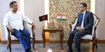 প্রধানমন্ত্রীর সঙ্গে ভারতীয় হাইকমিশনারের সাক্ষাৎ