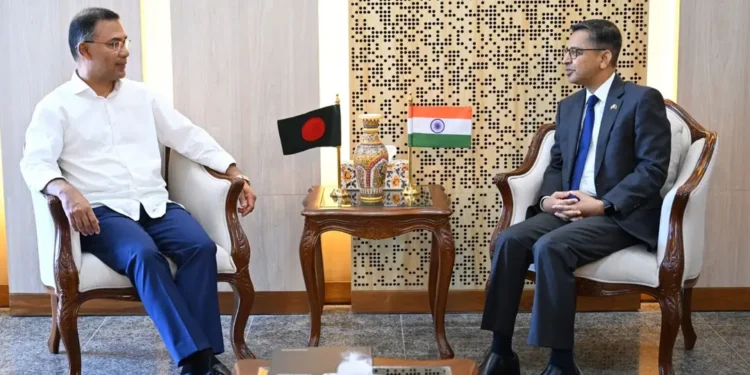 প্রধানমন্ত্রীর সঙ্গে ভারতীয় হাইকমিশনারের সাক্ষাৎ