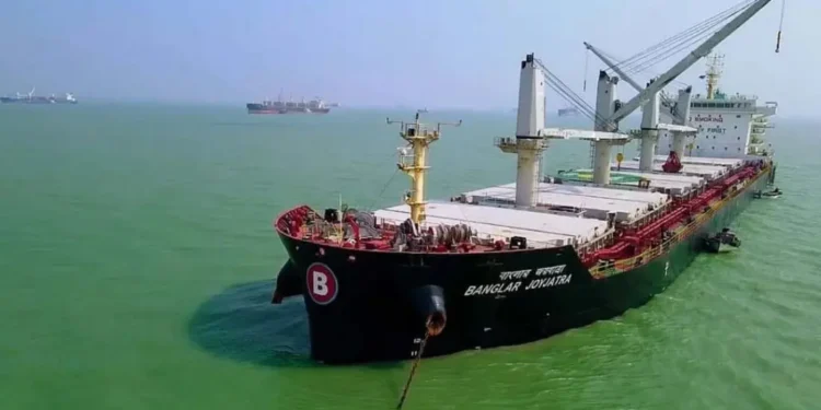 ফের হরমুজে আটকে গেলো ‘বাংলার জয়যাত্রা’