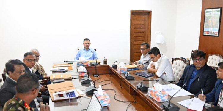 বিনিয়োগকারীদের টানতে প্রকল্প অনুমোদন সহজ করার নির্দেশ প্রধানমন্ত্রীর