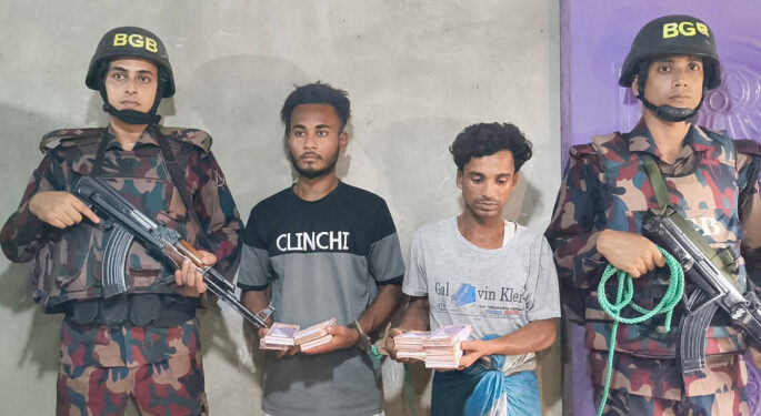 টেকনাফে কোটি টাকার জাল নোট উদ্ধার, আটক ২
