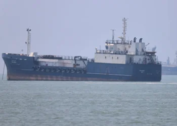 হরমুজ প্রণালিতে আটকে পড়া ১১ হাজার নাবিককে সরিয়ে নিচ্ছে জাতিসংঘ