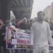 চট্টগ্রামে মাথায় কাফন বেঁধে যুবলীগের ঝটিকা মিছিল