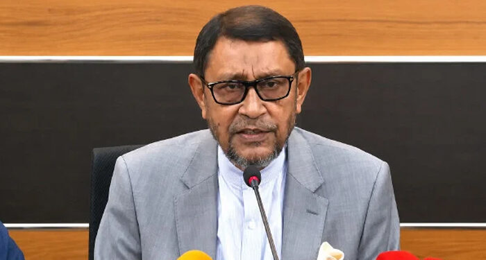 ডেঙ্গু রোগীদের ফ্রি চিকিৎসা দেওয়া হবে : স্বাস্থ্যমন্ত্রী