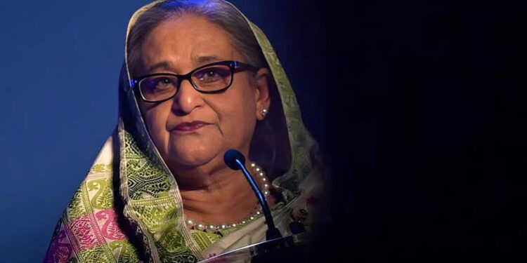 রয়টার্সে সাক্ষাৎকার: ডিসেম্বরের মধ্যে দেশে ফিরে আত্মসমর্পণ করবেন শেখ হাসিনা