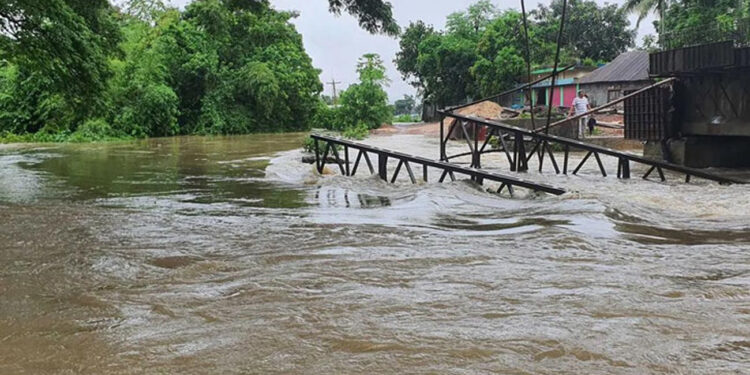 ১২ জেলায় বন্যা পরিস্থিতি অবনতির শঙ্কা