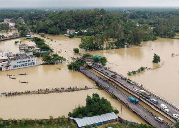 বন্যায় ৭ জেলায় ক্ষতিগ্রস্ত ১০ লাখ মানুষ, নিহত ৫১