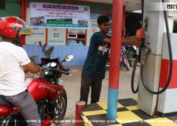 গাড়ির গ্যাসের দাম না বাড়ালে ফিলিং স্টেশন বন্ধের হুমকি