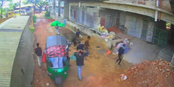 চট্টগ্রামে ২০ লাখ টাকা চাঁদা না পেয়ে নির্মাণাধীন ভবনে হামলা-ভাঙচুর, ককটেল বিস্ফোরণ