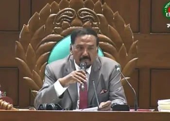 রাষ্ট্রপতির পদত্যাগের পর রাষ্ট্রপতির দায়িত্ব গ্রহণ করলেন হাফিজ উদ্দিন