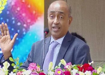 এক বছরে সাড়ে চার মিলিয়ন মামলা কমিয়ে দুই মিলিয়নে আনার আশা আইনমন্ত্রীর
