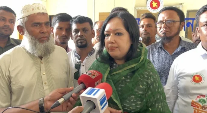 শেখ হাসিনার দেশে ফেরার ক্ষেত্রে আইনি কোনো বাধা নেই: রুমিন ফারহানা