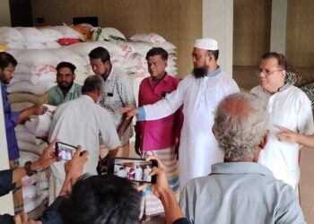 মাস্টার নজির আহমদ ট্রাস্টের ত্রাণ পেল ৩ হাজার পরিবার