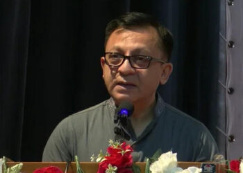 দেশের জ্বালানি সংকট কাটাতে সময় লাগবে: বাণিজ্যমন্ত্রী