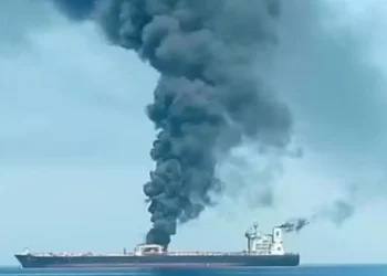 লোহিত সাগরে ক্ষেপণাস্ত্রের আঘাতে ডুবল ভারতীয় জাহাজ