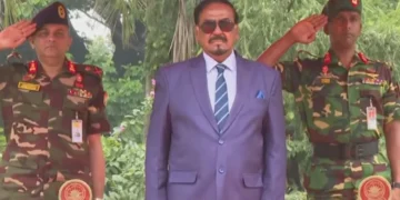 বঙ্গভবন থেকে বিদায় নিলেন হাফিজ উদ্দিন আহমেদ