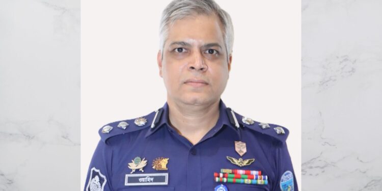 যে কারণে চট্টগ্রাম সিএমপি ও রেঞ্জে অতিরিক্ত কমিশনার ওয়াহিদুল হক বদলি