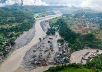নেপালের ‘ধারাবাহিক দুর্যোগ’ কি বাংলাদেশের জন্যও বড় সতর্কবার্তা?