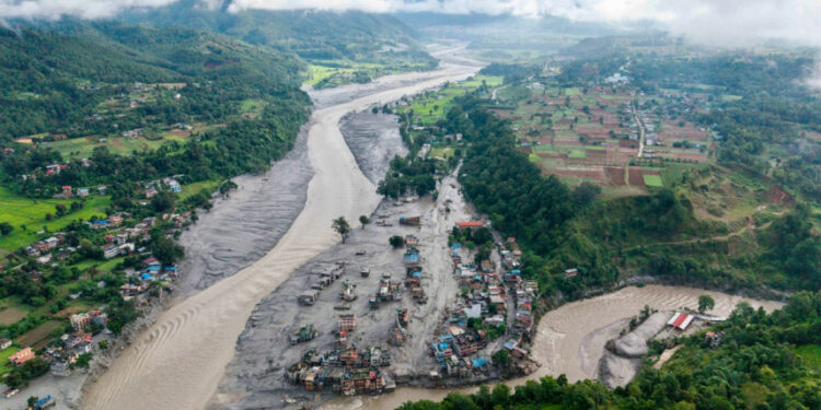 নেপালের ‘ধারাবাহিক দুর্যোগ’ কি বাংলাদেশের জন্যও বড় সতর্কবার্তা?