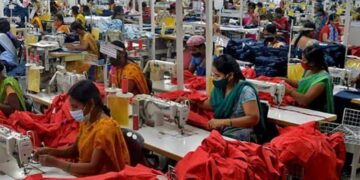 ফের পোশাক রপ্তানিতে দ্বিতীয় বাংলাদেশ