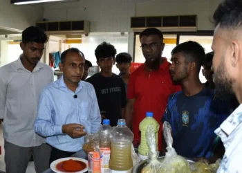 চট্টগ্রামে ৩ রেস্টুরেন্টে বাসি খাবার ও ক্ষতিকর রং ব্যবহারের অভিযোগে জরিমানা