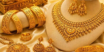 দেশের বাজারে আরও কমলো সোনার দাম